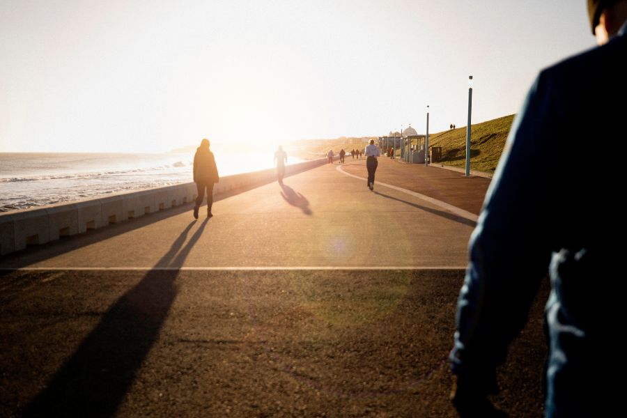From Morning Walks to Better Sleep: 5 Daily Habits Healthy Experts Swear By